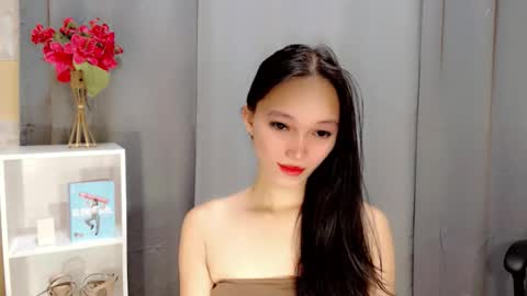 Snapshot of charm_fuckdoll8 chatting on 05-27-26, 11:35 charm_fuckdoll8 online show from 05-27-26, 11:35