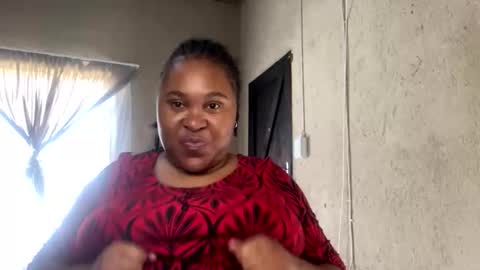 Snapshot of charmainphilly25 chatting on 12-15-25, 07:56 CharmainPhilly25 online show from 12-15-25, 07:56