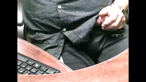 charmeur2672 online show from 09-10-25, 10:26