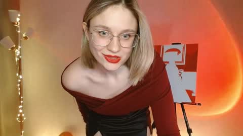 Snapshot of charming_beauty chatting on 02-10-25, 09:36 Michelle online show from 02-10-25, 09:36