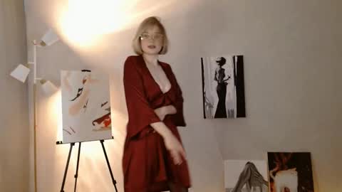 Snapshot of charming_beauty chatting on 09-27-25, 02:49 Michelle online show from 09-27-25, 02:49