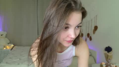 Snapshot of charming_bliss chatting on 03-03-26, 03:40 Kaylee online show from 03-03-26, 03:40