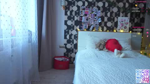 Snapshot of charming_daisy chatting on 01-14-26, 09:37 my fansly Charming daisy My Wishlist for new toys online show from 01-14-26, 09:37