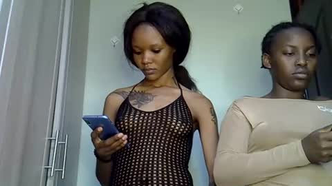 Snapshot of charmingdime chatting on 06-25-26, 09:19 charmingdime online show from 06-25-26, 09:19