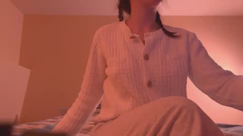 katie online show from 11-22-25, 10:25