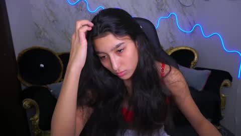 Snapshot of charmmocco chatting on 02-10-25, 10:20 SweetMoco online show from 02-10-25, 10:20