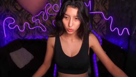 Snapshot of charmmocco chatting on 02-15-25, 07:27 SweetMoco online show from 02-15-25, 07:27