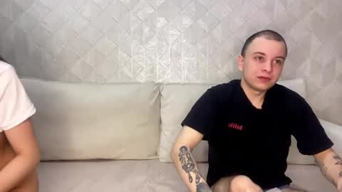 Snapshot of charmsexycouple chatting on 04-23-26, 12:29 Vin and Katie online show from 04-23-26, 12:29