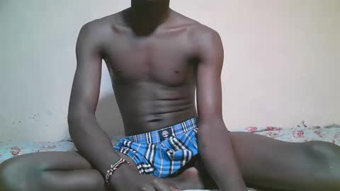 charmzboy online show from 11-28-25, 08:44