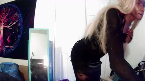 Miss Chocolate online show from 12-15-24, 06:59