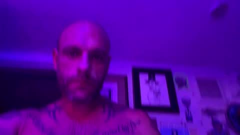 Snapshot of chase2attract chatting on 07-17-26, 04:08 Chase2Attract online show from 07-17-26, 04:08