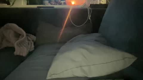 Snapshot of chase_vicky chatting on 01-10-25, 06:42 Vicky online show from 01-10-25, 06:42