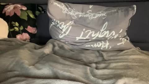 Snapshot of chase_vicky chatting on 09-30-25, 10:37 Vicky online show from 09-30-25, 10:37