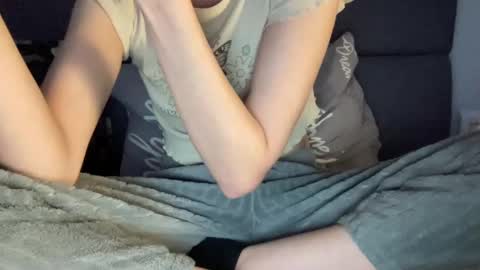 Snapshot of chase_vicky chatting on 10-05-25, 09:13 Vicky online show from 10-05-25, 09:13