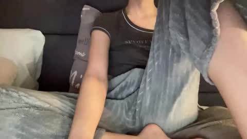 Snapshot of chase_vicky chatting on 10-15-25, 08:31 Vicky online show from 10-15-25, 08:31