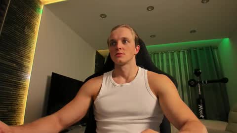 Chase Reed online show from 12-01-25, 08:36