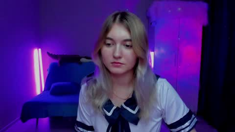 Snapshot of chatur_lady_ chatting on 01-04-25, 11:00 Betty online show from 01-04-25, 11:00