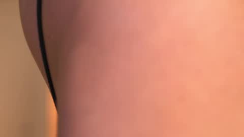Snapshot of chaturbabe__ chatting on 04-27-26, 04:16 Ira online show from 04-27-26, 04:16