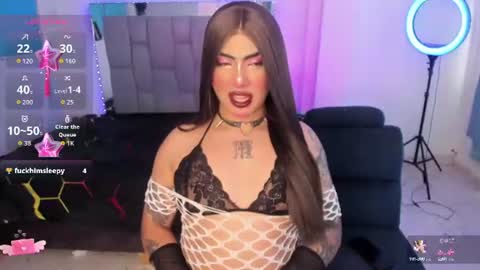 Sophie  online show from 06-15-26, 08:00