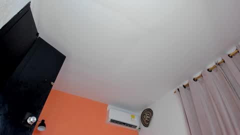 Snapshot of chaybell_ chatting on 12-31-24, 05:33 Chay online show from 12-31-24, 05:33