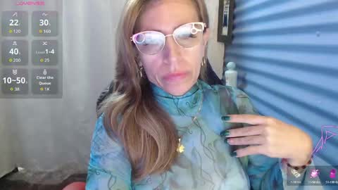 Snapshot of chayla_ruiz chatting on 06-08-26, 01:55 CHAYLA VICTORIA RUIZ online show from 06-08-26, 01:55
