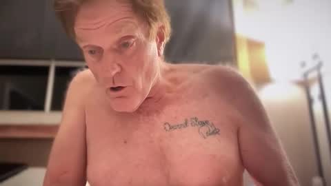 Snapshot of cheapandfast chatting on 10-24-25, 12:56 cheapandfast online show from 10-24-25, 12:56