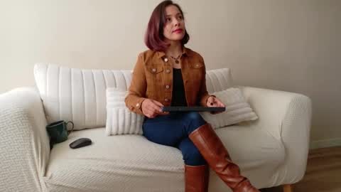 Regina Phalange online show from 02-17-26, 04:57