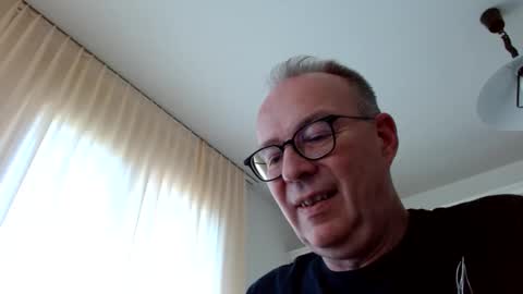 cheer2u online show from 04-23-26, 01:57