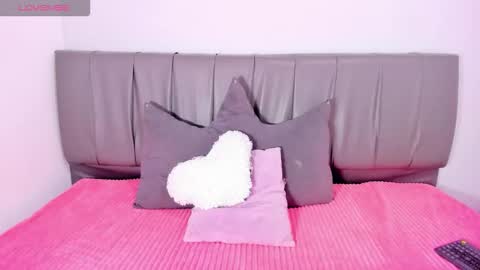 Cherlyn online show from 10-24-25, 03:52