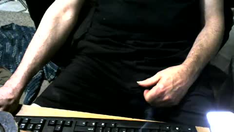 Snapshot of chefy999 chatting on 07-21-26, 03:42 chefy online show from 07-21-26, 03:42