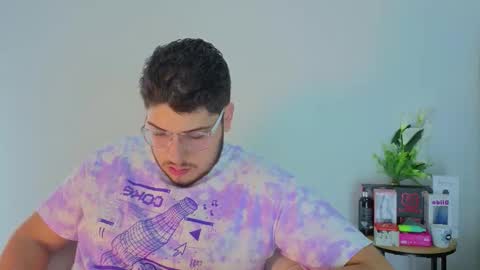   online show from 03-18-26, 04:04