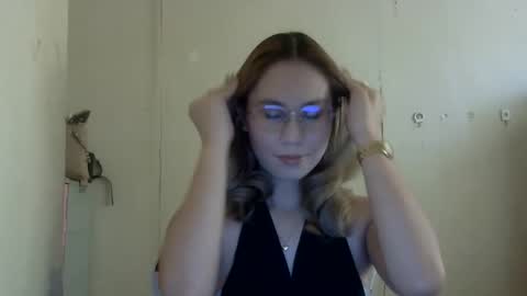 chelly4u69 online show from 11-02-25, 04:04