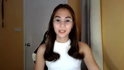 chelly4u69 online show from 02-25-26, 05:17