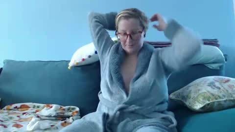 Chelsea online show from 12-27-24, 04:32