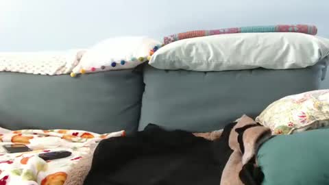 Chelsea online show from 02-18-25, 05:42