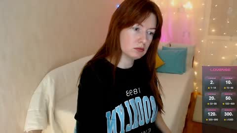 Snapshot of chelsey_rayne chatting on 12-28-24, 04:09 Instagram faroffland online show from 12-28-24, 04:09