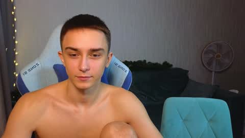 LUCASRYANPVT IS OPEN online show from 01-29-25, 09:44