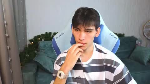 Snapshot of chem1ko chatting on 02-12-25, 08:49 LUCASRYANPVT IS OPEN online show from 02-12-25, 08:49