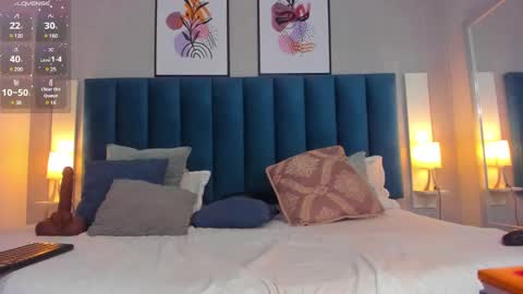 Snapshot of cheneelllorens chatting on 12-13-24, 08:15 online show from 12-13-24, 08:15