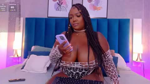 Snapshot of cheneelllorens chatting on 10-11-25, 08:18 online show from 10-11-25, 08:18