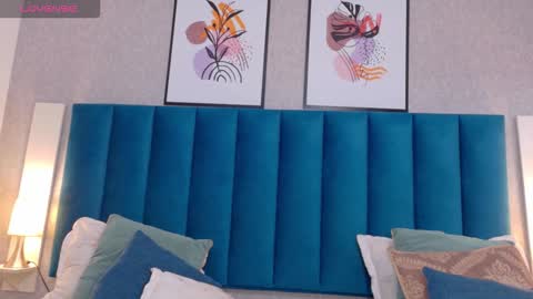 Snapshot of cheneelllorens chatting on 10-23-25, 07:23 online show from 10-23-25, 07:23