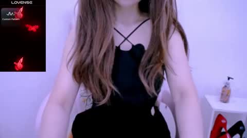 Snapshot of cherriana chatting on 07-11-26, 12:35 Cheri online show from 07-11-26, 12:35