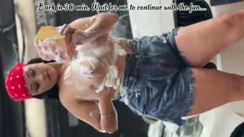 C H E R R Y  online show from 11-13-25, 10:36