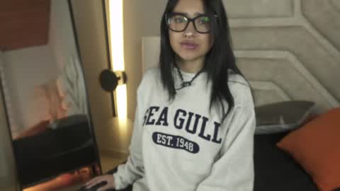 cherry_bunnyx online show from 07-11-26, 04:26