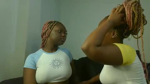 Fafa online show from 03-11-26, 02:06