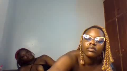 Fafa online show from 03-28-26, 01:27