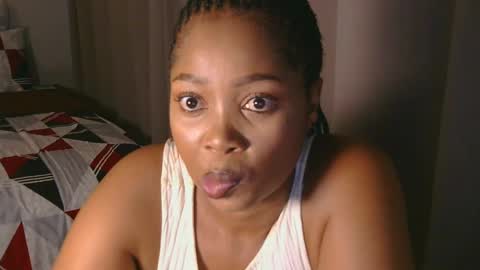 Snapshot of cherrybabexx chatting on 01-12-25, 05:01 Cherrybabe online show from 01-12-25, 05:01