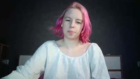 Snapshot of cherrybaby_0 chatting on 06-07-26, 02:21 cherrybaby_0 online show from 06-07-26, 02:21