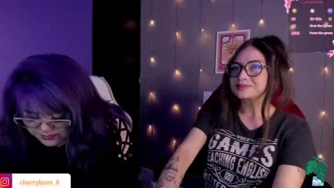  dayis independent model  online show from 02-05-25, 05:09