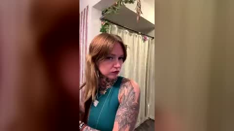cherrybox00 online show from 06-30-26, 05:25
